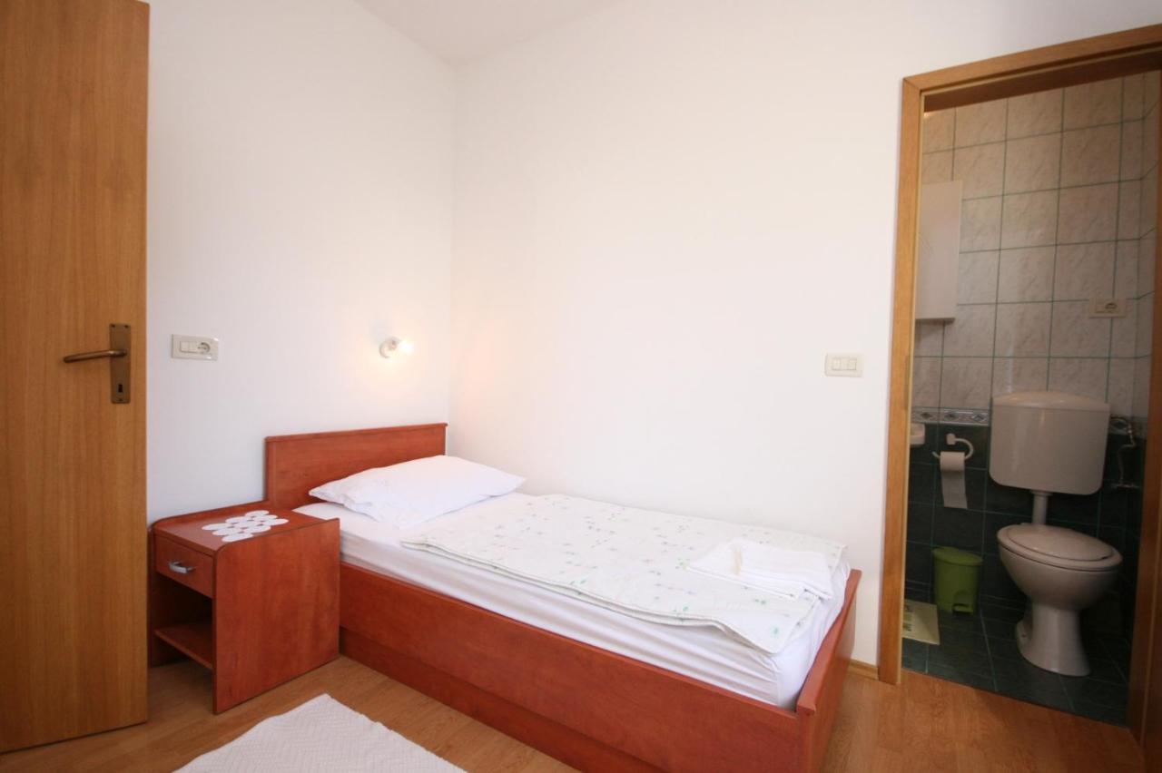 Apartment Stara Novalja 6301B Eksteriør bilde