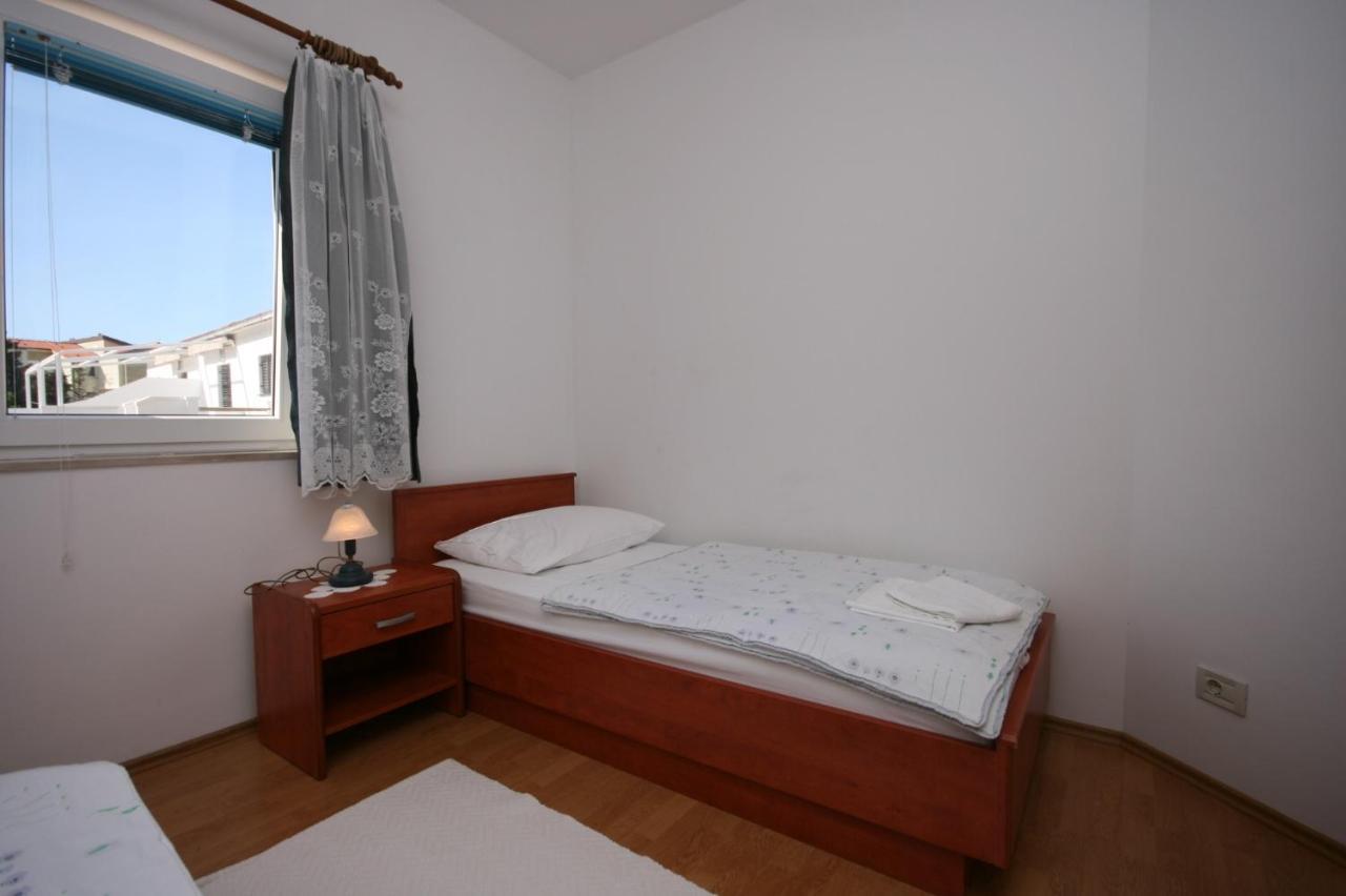 Apartment Stara Novalja 6301B Eksteriør bilde
